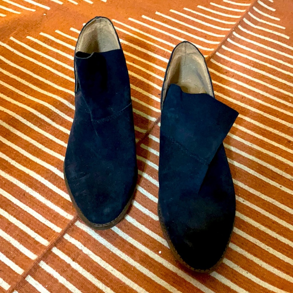 Lucky Brand Navy Suede Ankle Boot